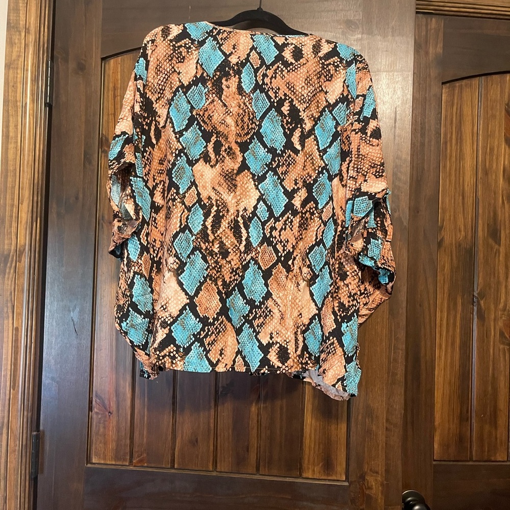 Savanna Jane Turquoise & Tan Embroidered V-Neck Snake-Print Blouse - Picture 2 of 2